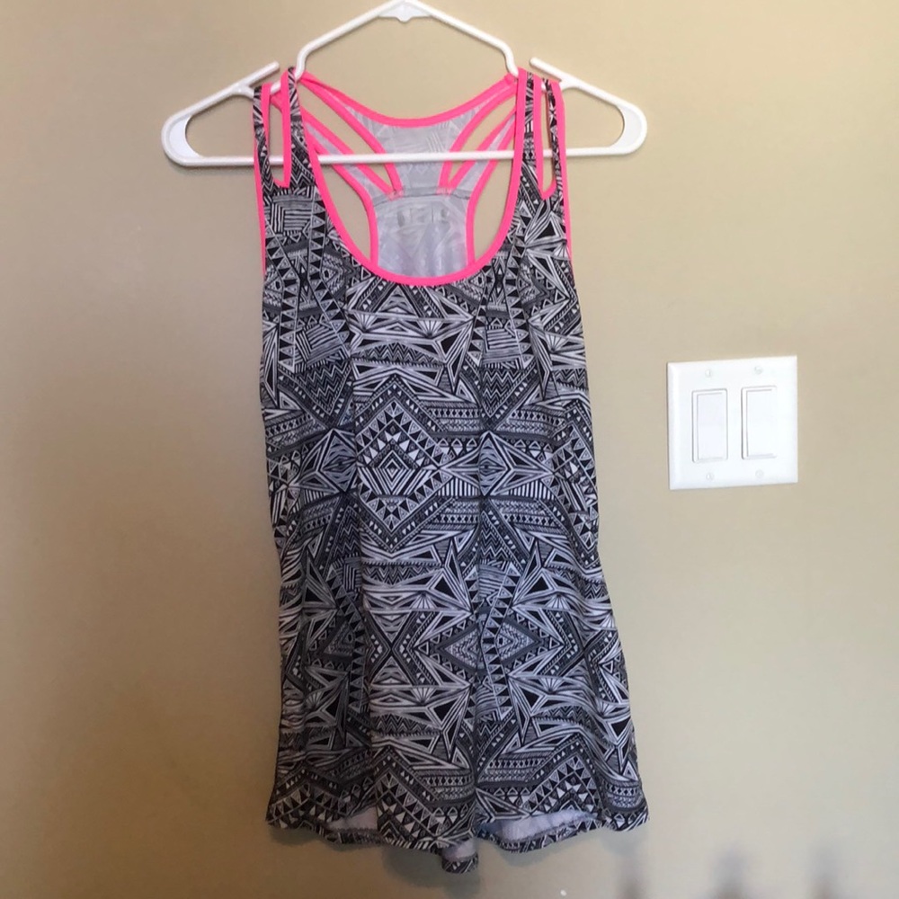 Xersion workout shirt